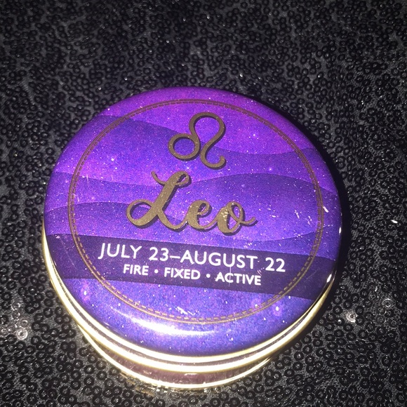 Leo Candle - Picture 3 of 3